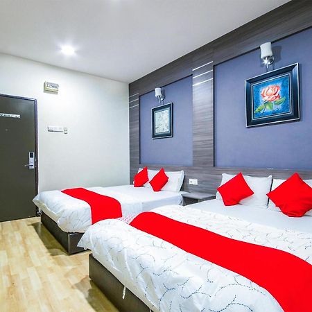 Capital O 812 Hotel Smc Seksyen 13 Shah Alam Bagian luar foto