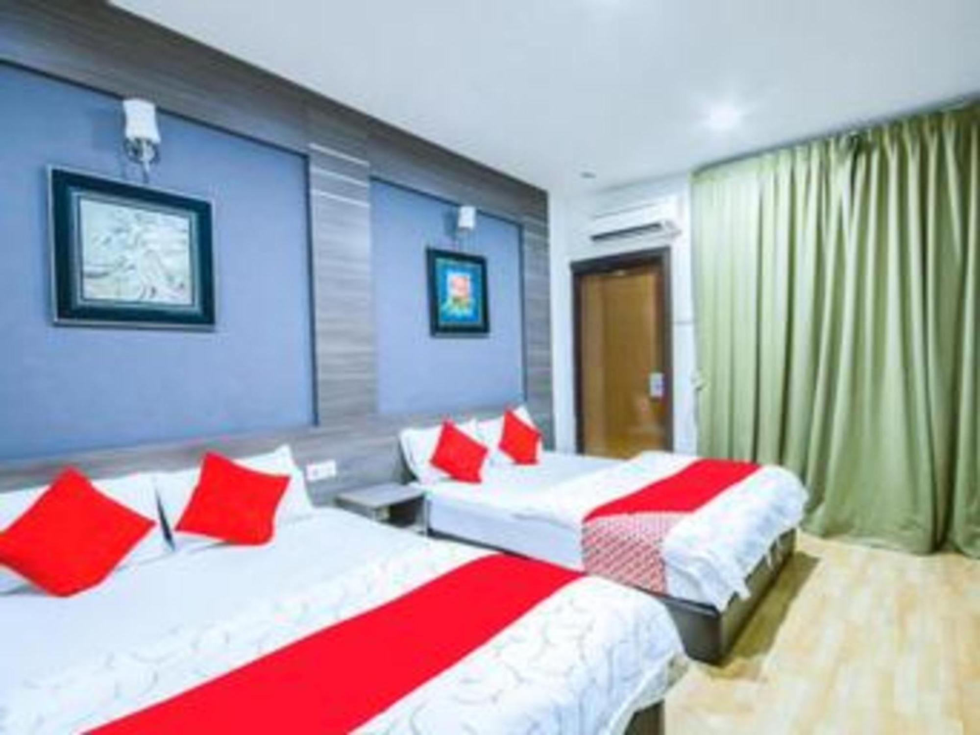 Capital O 812 Hotel Smc Seksyen 13 Shah Alam Bagian luar foto