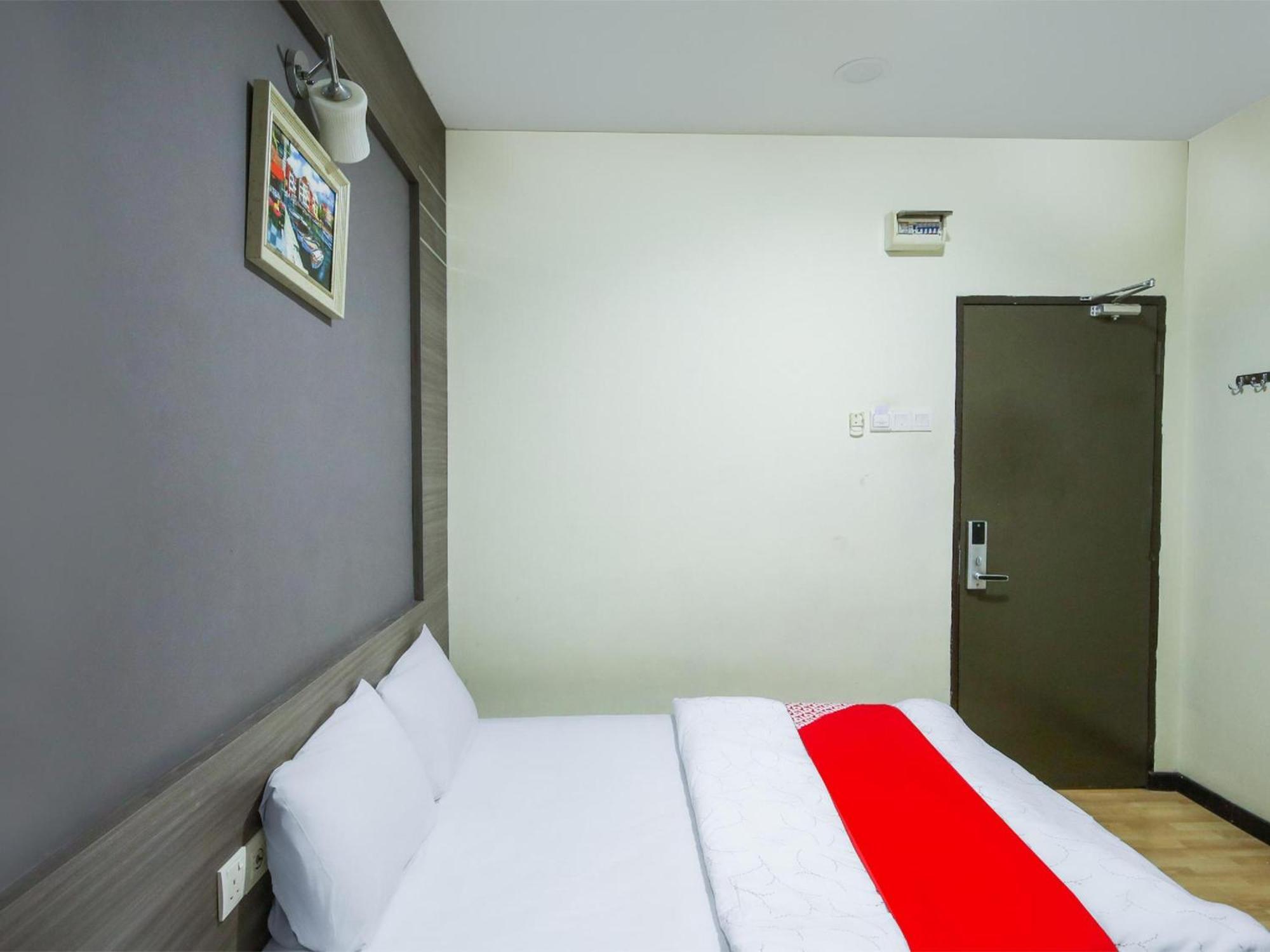 Capital O 812 Hotel Smc Seksyen 13 Shah Alam Bagian luar foto
