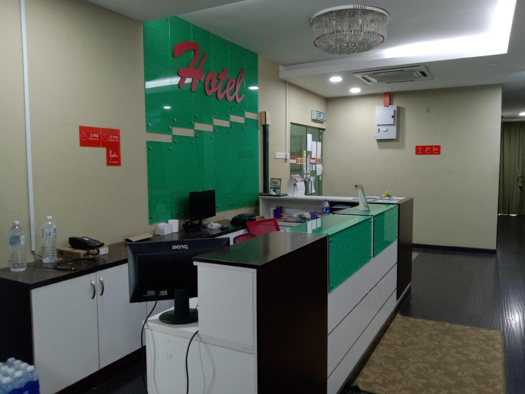 Capital O 812 Hotel Smc Seksyen 13 Shah Alam Bagian luar foto